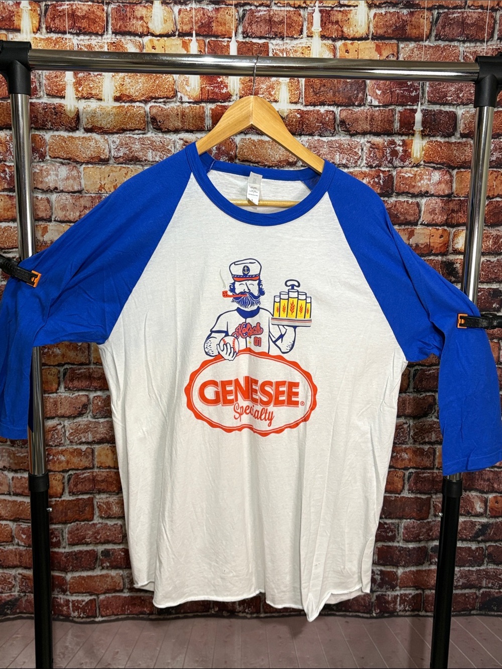 Genesee Beer Specialty Men’s large Raglan Baseball Tee White Blue vintage